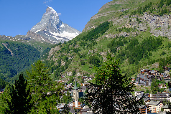 A similar photograph taken from our hotel balcony.