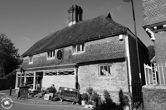 Bacon's  Shoe Shop