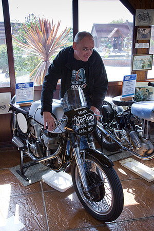 Peter Wüster tries out a Manx Norton