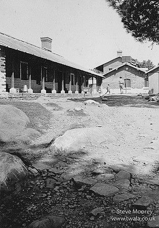 LOWER TOPA