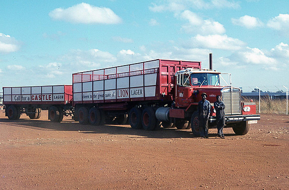Nice Kenworth rig at Edmac