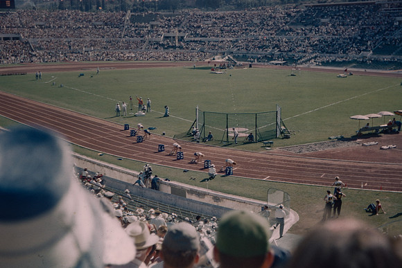 Start of 200 metres